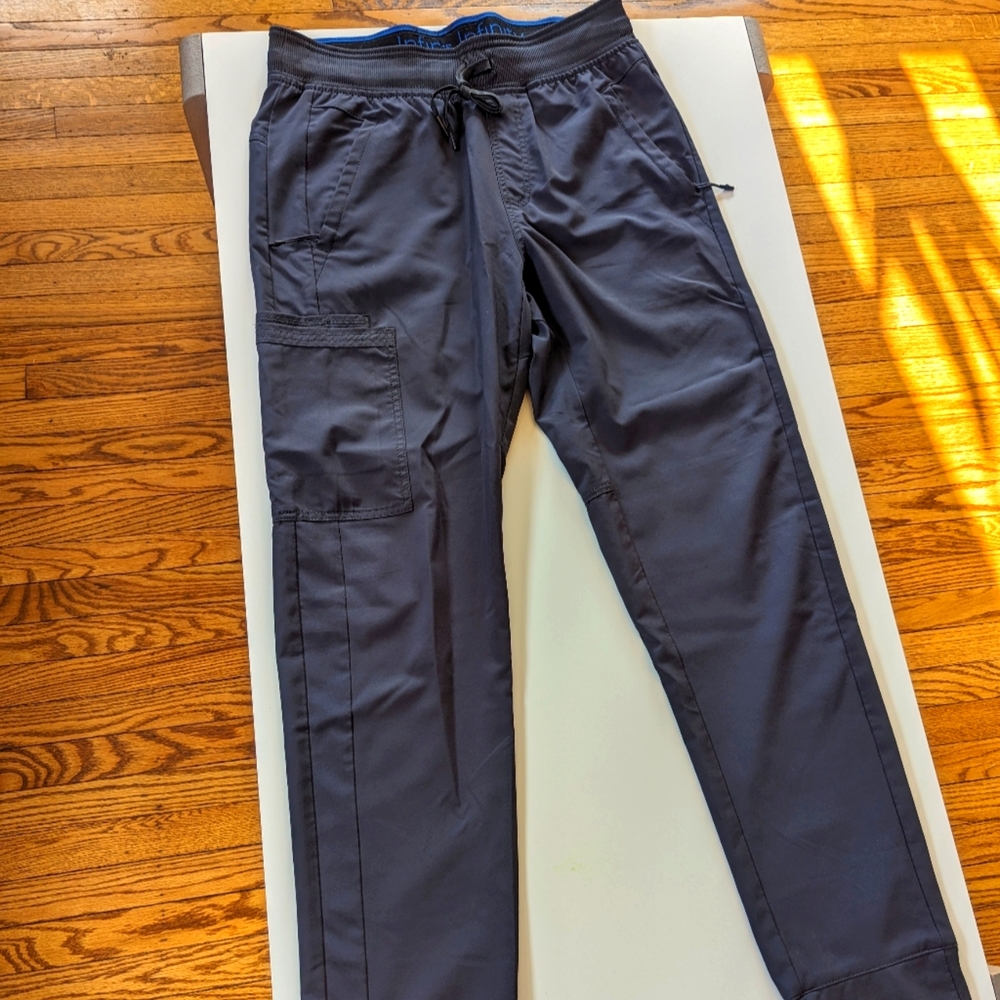 Cherokee Infinity Men's Drawstring Cargo Jogger Pants Pewter scrubs